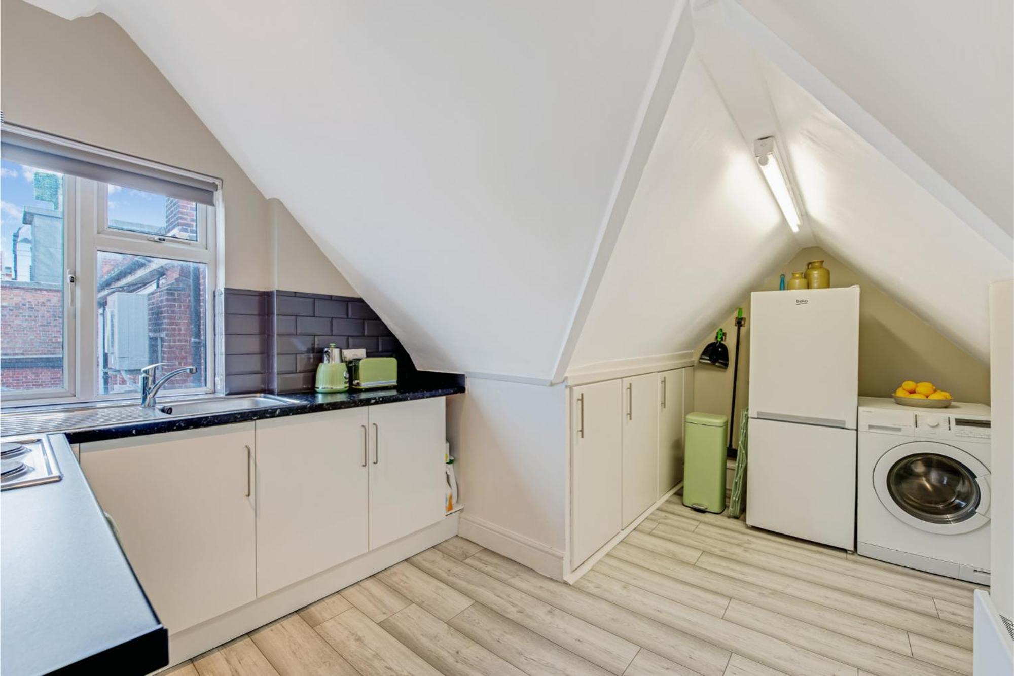 Sweet And Lovely 2br With Free Parking *