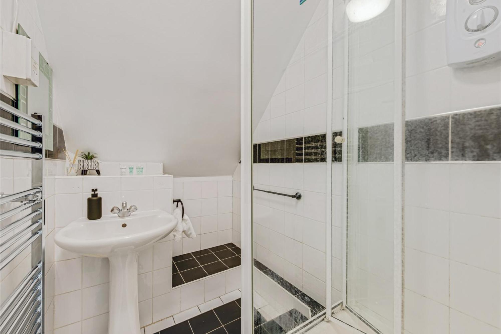 Sweet And Lovely 2br With Free Parking * Лондон